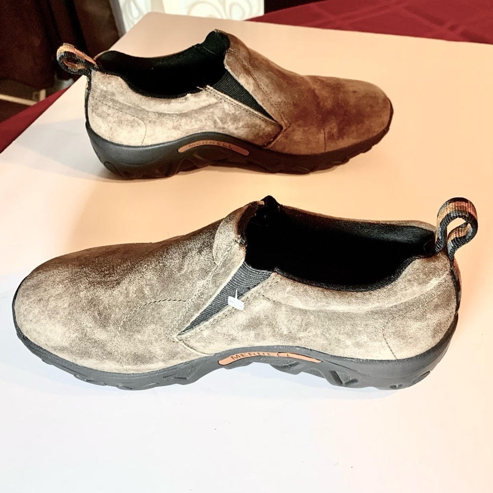 Merrell JUNGLE MOC Cozy Gunsmoke Performance Shoe, Sz 7.5; Grayish-Brown Unisex